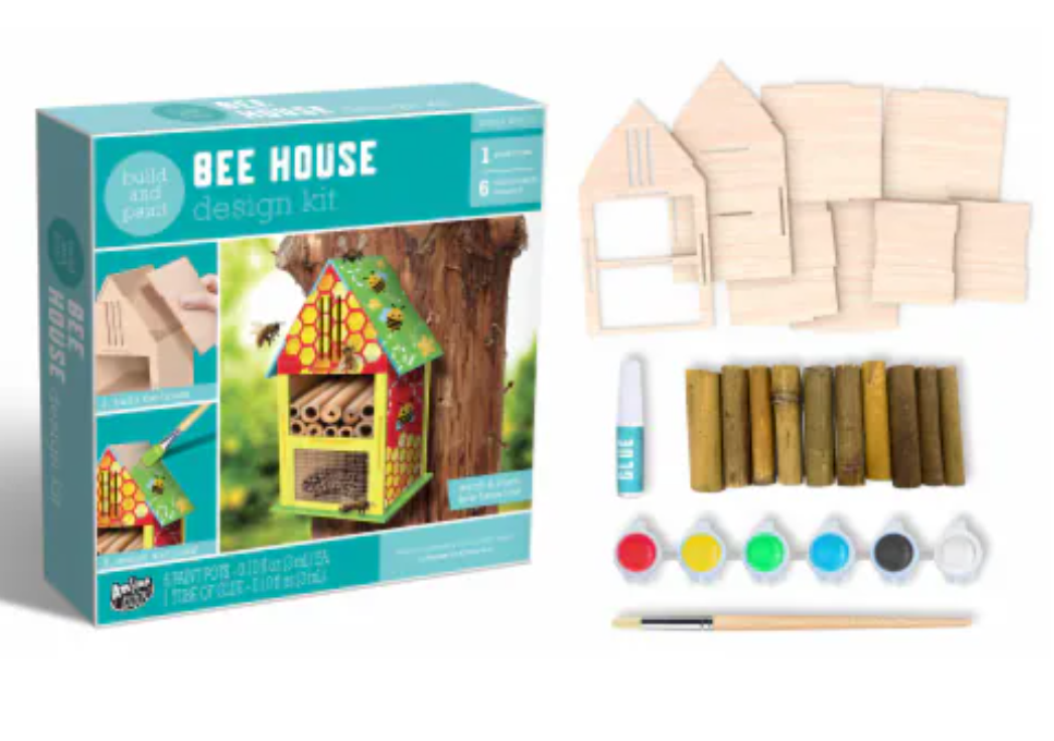 Anker Play Build & Paint Bee House